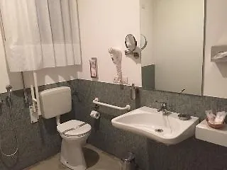 Ξενοδοχείο Angi 3*