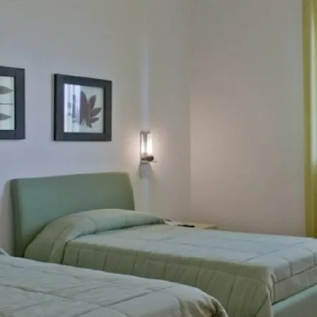 Angi Hotel