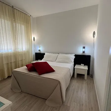 Hotel Angi